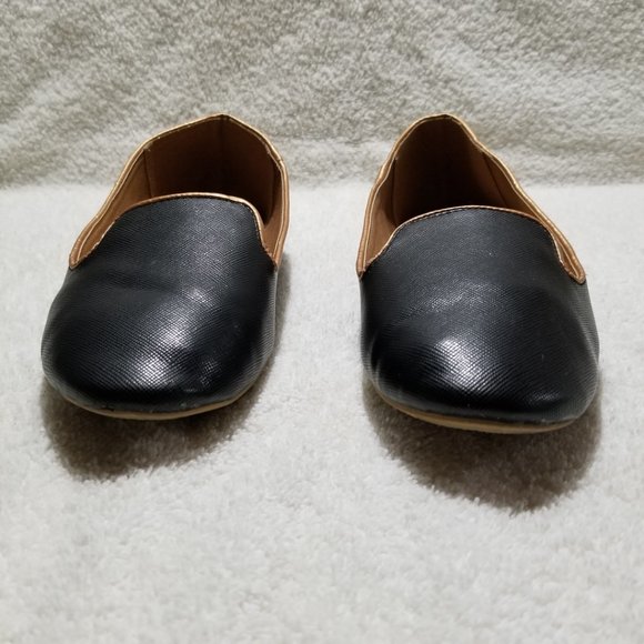 Simon Chang black with gold flat shoes - Picture 4 of 8